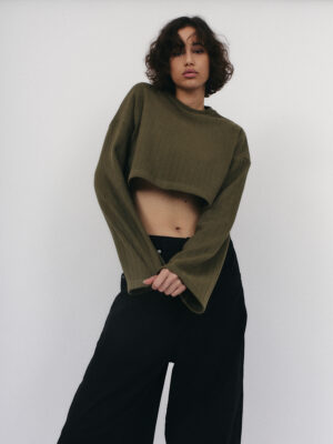 longsleeve typu cropped FAIRE avocado